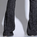 Calça Flare Preta Feminina Versátil com Detalhe Texturizado Docebe