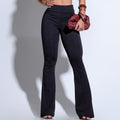 Calça Flare Preta Feminina com Caimento Perfeito Docebe