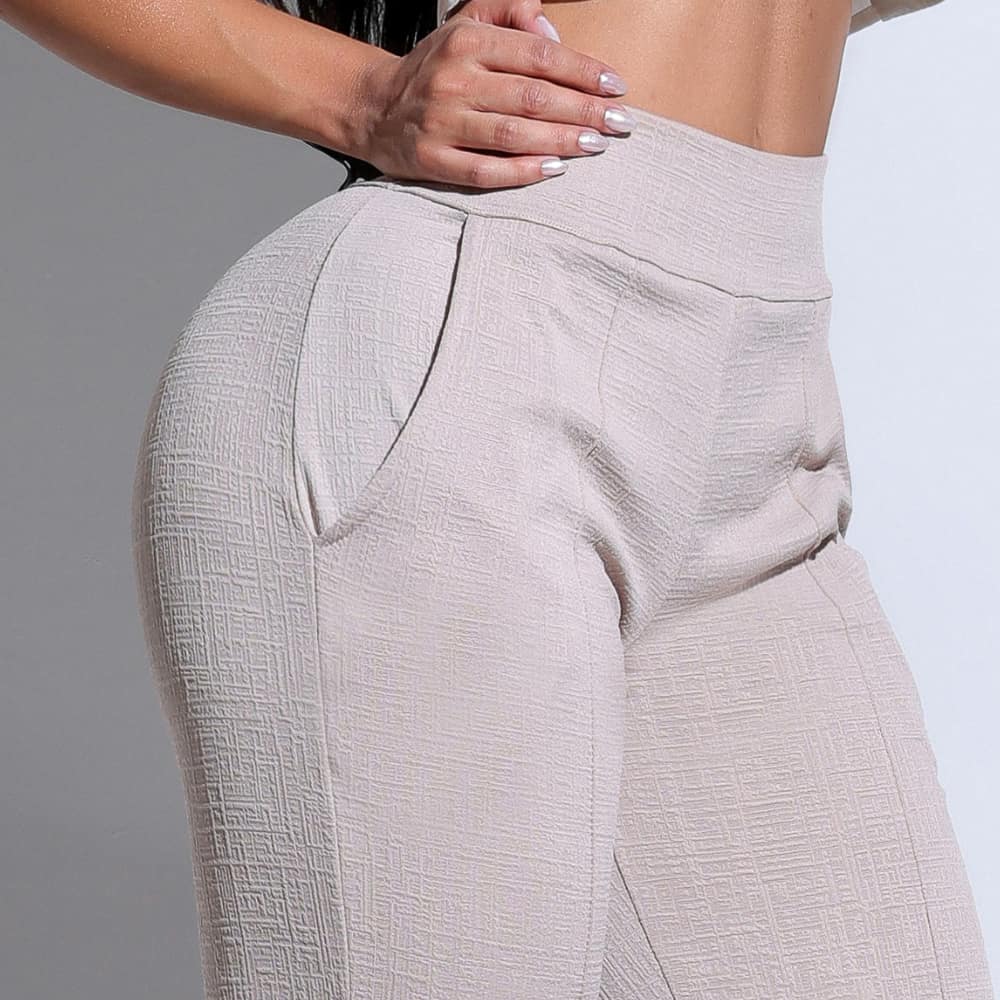 Calça Bege Feminina de Alfaiataria com Cintura Estruturada Docebe